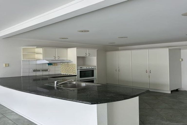 Photo of property in 1/127 Bucklands Beach Road, Bucklands Beach, Auckland, 2012