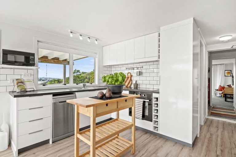 Photo of property in 9 Archers Road, Hillcrest, Auckland, 0629