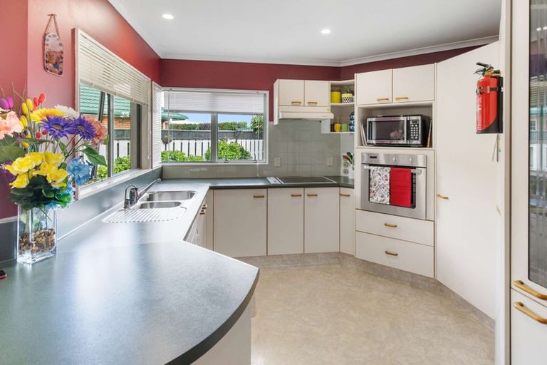 Photo of property in 6 Henley Court, Highbury, Palmerston North, 4412