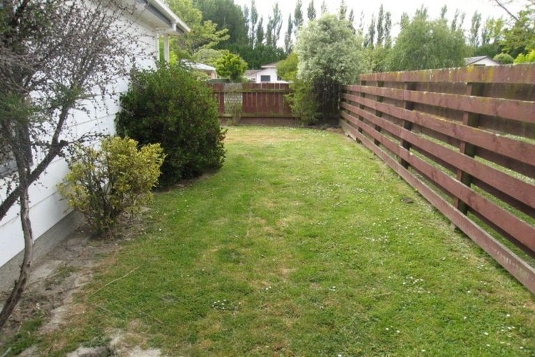 Photo of property in 21 Newton Place, Westbrook, Palmerston North, 4412