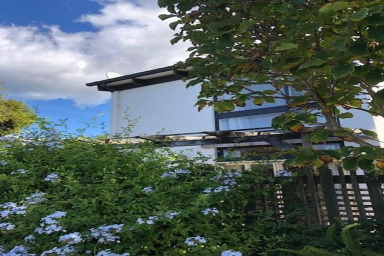 Photo of property in 3/28 Wolsley Avenue, Milford, Auckland, 0620