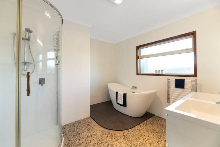 Photo of property in 25 Rosberg Place, Mount Maunganui, 3116