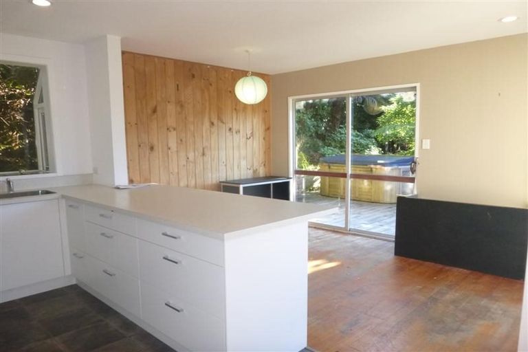 Photo of property in 21a Walnut Way, Maungaraki, Lower Hutt, 5010