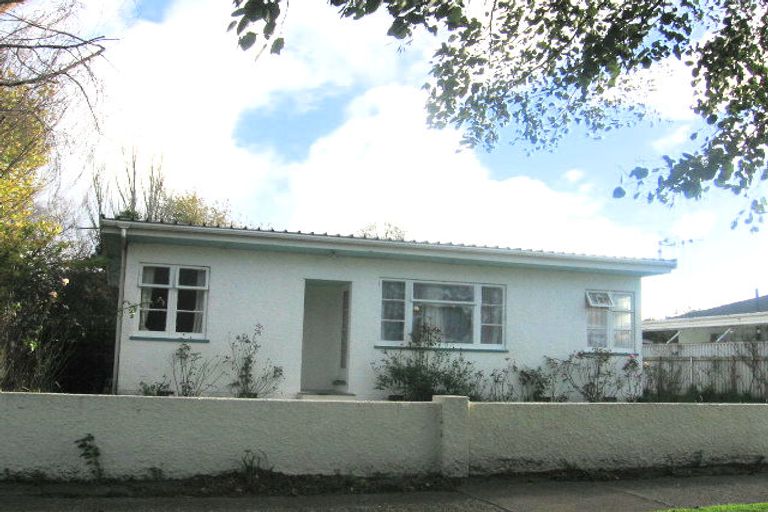 Photo of property in 22 Seddon Street, Takaro, Palmerston North, 4412