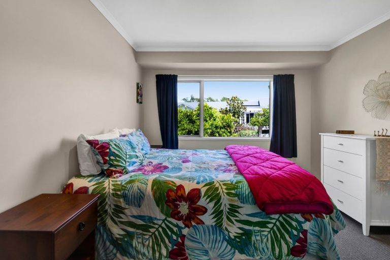 Photo of property in 1 Becklands Place, Inglewood, 4330