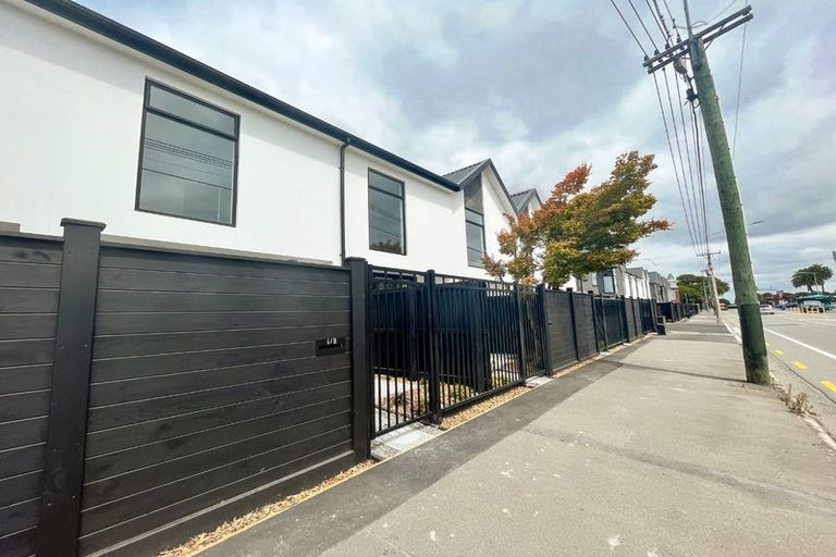 Photo of property in 6/18 New Brighton Road, Shirley, Christchurch, 8061