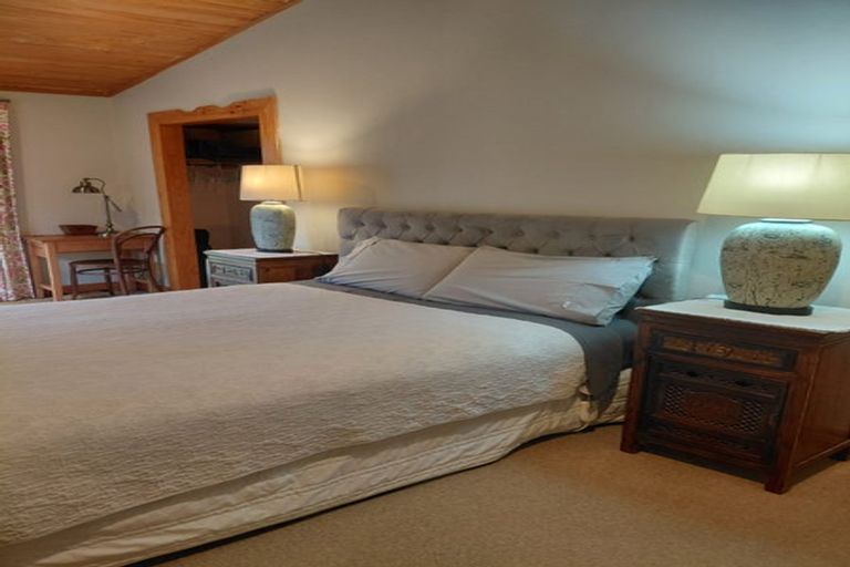 Photo of property in 135 Mapara Road, Acacia Bay, Taupo, 3385