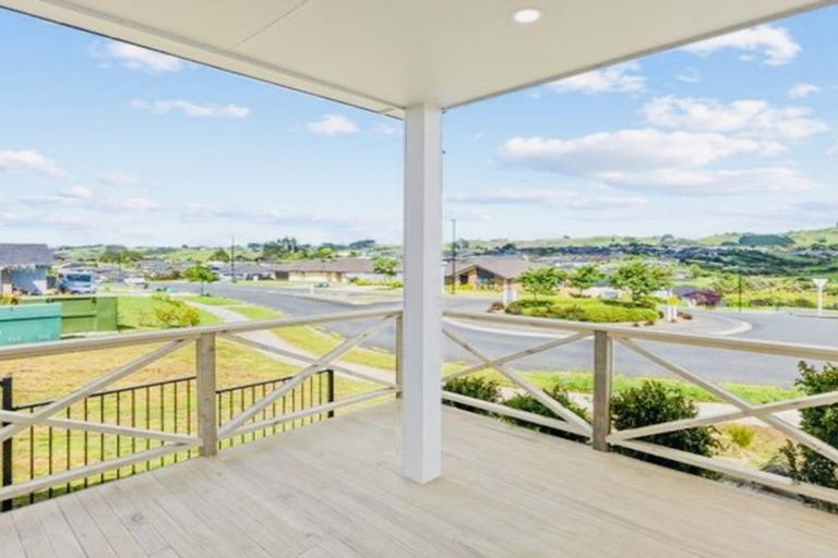 Photo of property in 52 Hillpark Drive, Pokeno, 2402