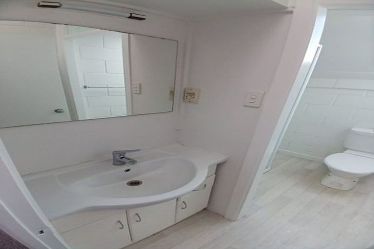 Photo of property in Paddington Apartments, 11/15 Mckinley Crescent, Brooklyn, Wellington, 6021