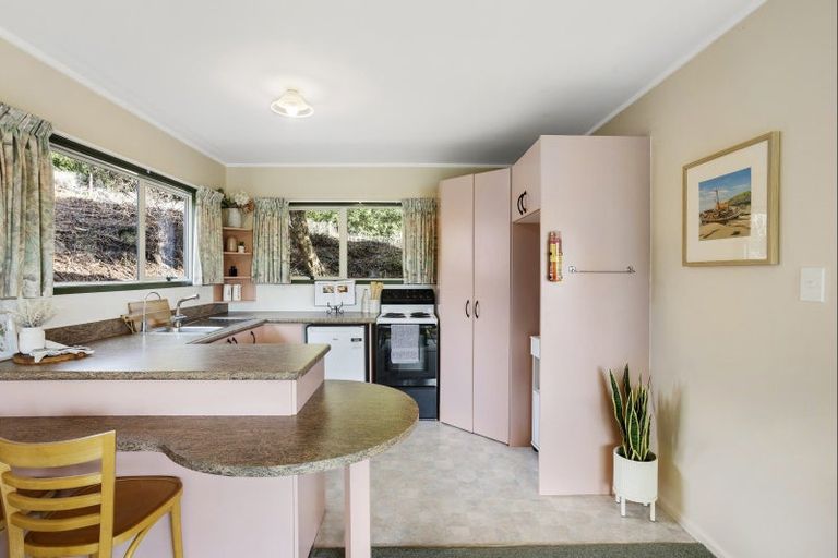 Photo of property in 930 Harington Point Road, Harington Point, Dunedin, 9077