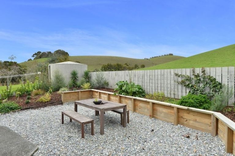 Photo of property in 350 Pataua Road North, Whareora, Whangarei, 0175