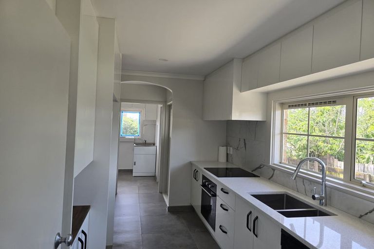 Photo of property in 1 Tawa Crescent, Manurewa, Auckland, 2102