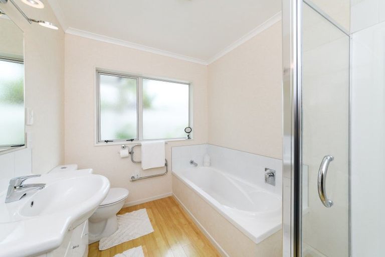 Photo of property in 58a Karina Terrace, Roslyn, Palmerston North, 4414