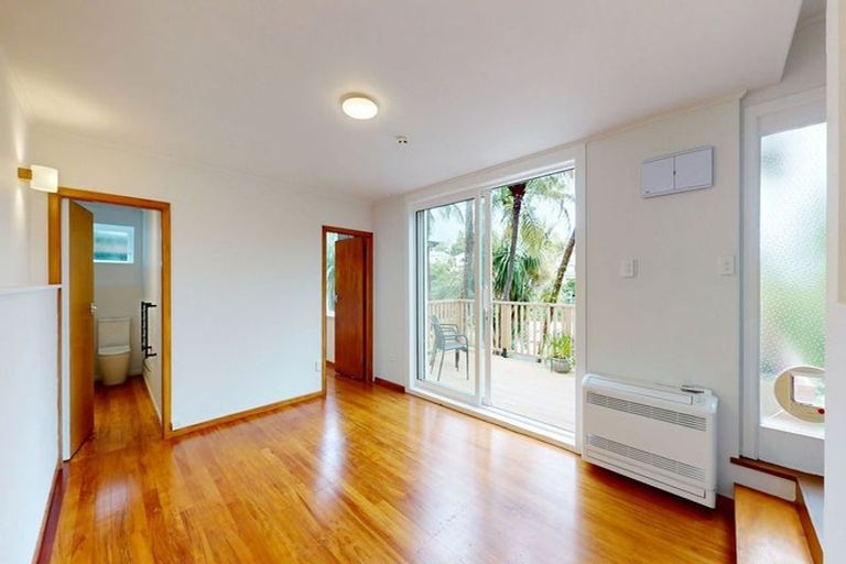 Photo of property in 44 Delhi Crescent, Khandallah, Wellington, 6035