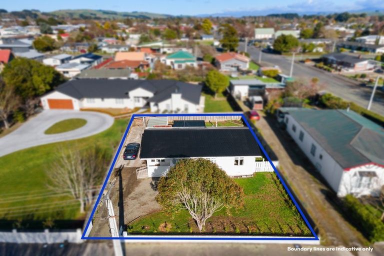 Photo of property in 15 Dawson Street, Pahiatua, 4910