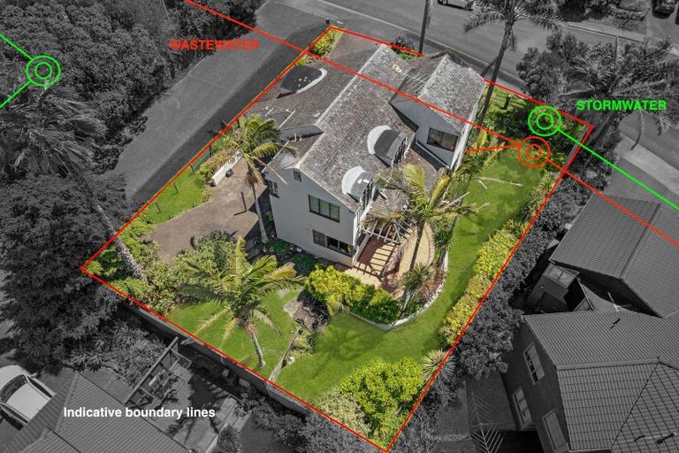 Photo of property in 44 Penguin Drive, Murrays Bay, Auckland, 0630