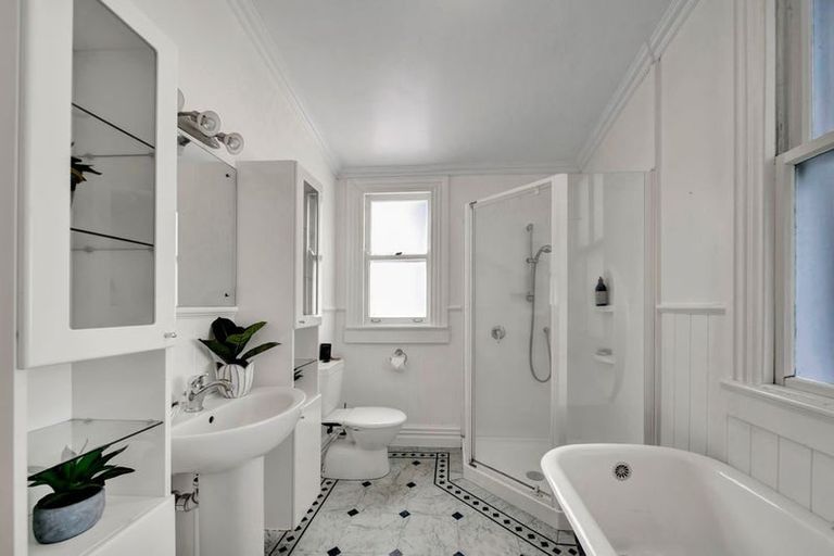 Photo of property in 47 Doralto Road, Frankleigh Park, New Plymouth, 4310