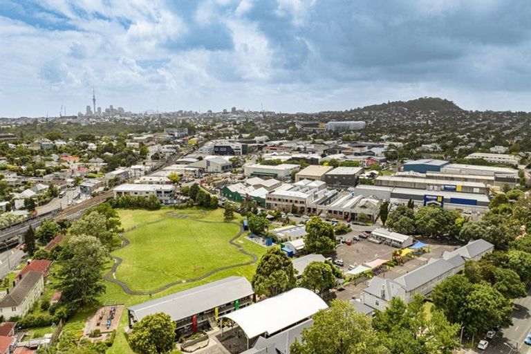 Photo of property in 16 Taylors Road, Mangatainoka, Woodville, 4999