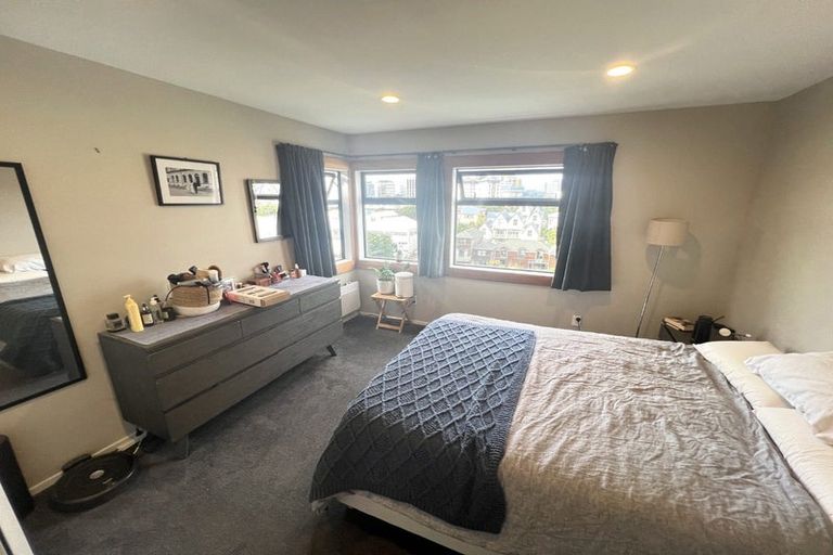 Photo of property in 165 Grant Road, Thorndon, Wellington, 6011