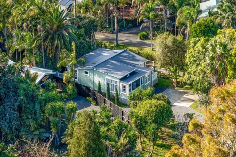 Photo of property in 30 Florance Avenue, Russell, 0202