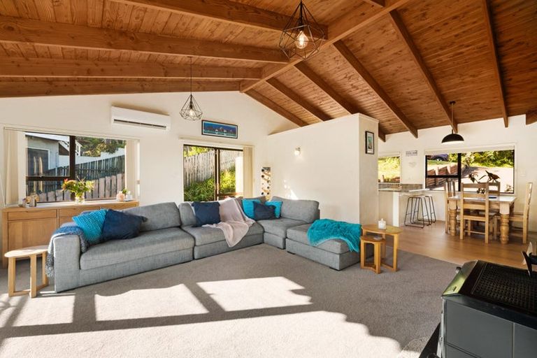 Photo of property in 16 Stredwick Drive, Torbay, Auckland, 0630