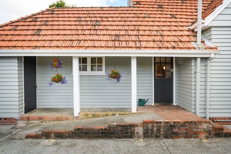 Photo of property in 38 Langston Avenue, Palmerston North, 4414