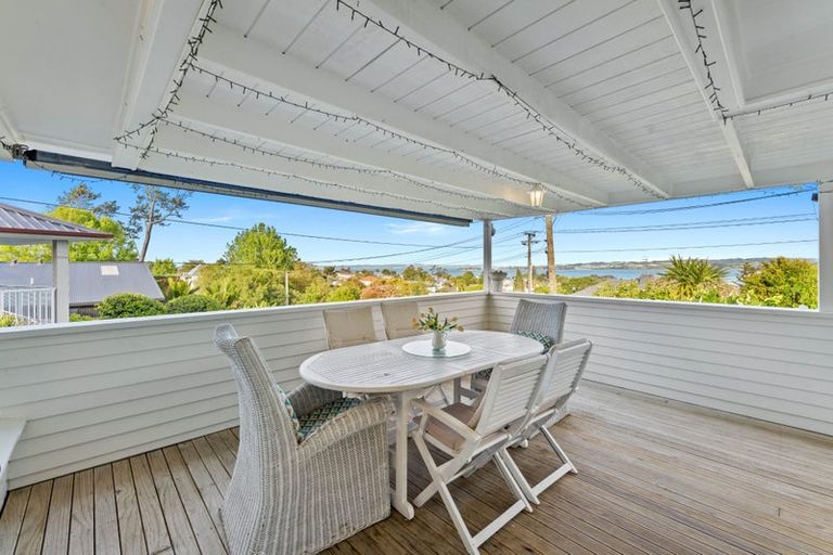 Photo of property in 56 Parkhill Road, Mellons Bay, Auckland, 2014