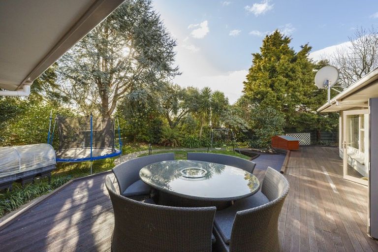 Photo of property in 38 Wikiriwhi Crescent, Awapuni, Palmerston North, 4412