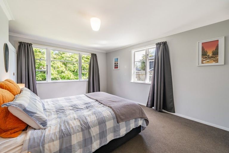 Photo of property in 1 Sandford Street, Trentham, Upper Hutt, 5018