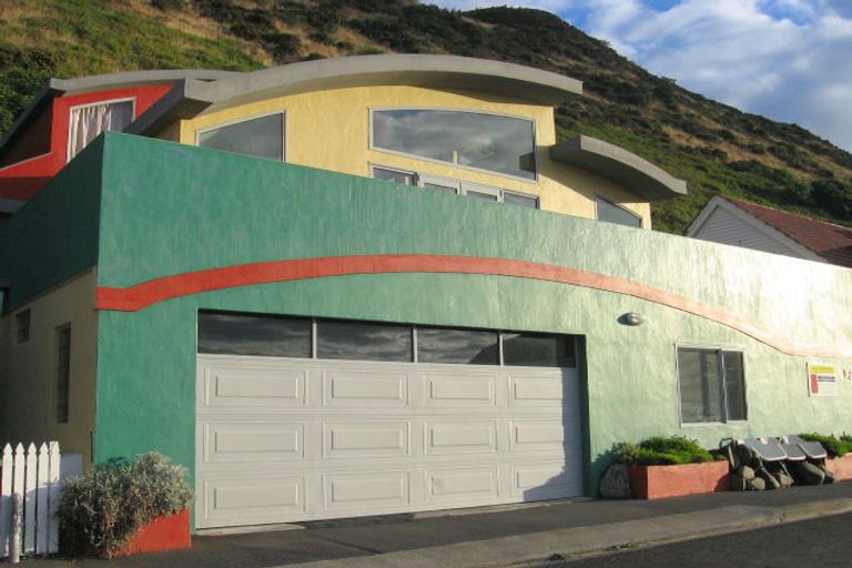 Photo of property in 126 Owhiro Bay Parade, Owhiro Bay, Wellington, 6023