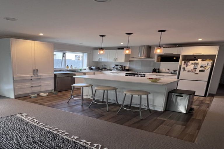 Photo of property in 122b Kawaha Point Road, Kawaha Point, Rotorua, 3010