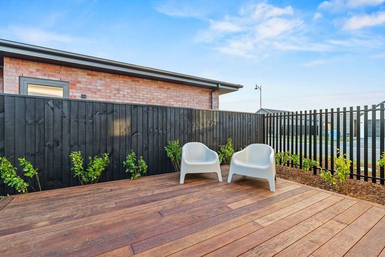 Photo of property in 3 Greystone Close, Halswell, 8025