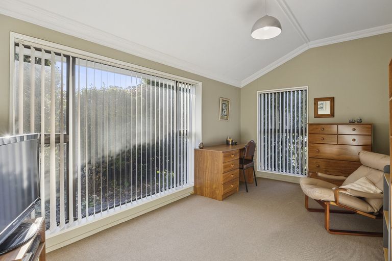 Photo of property in 231 Bay View Road, Saint Clair, Dunedin, 9012