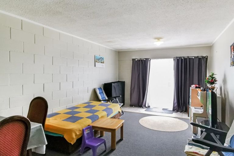 Photo of property in 5/23 Orams Road, Hillpark, Auckland, 2102