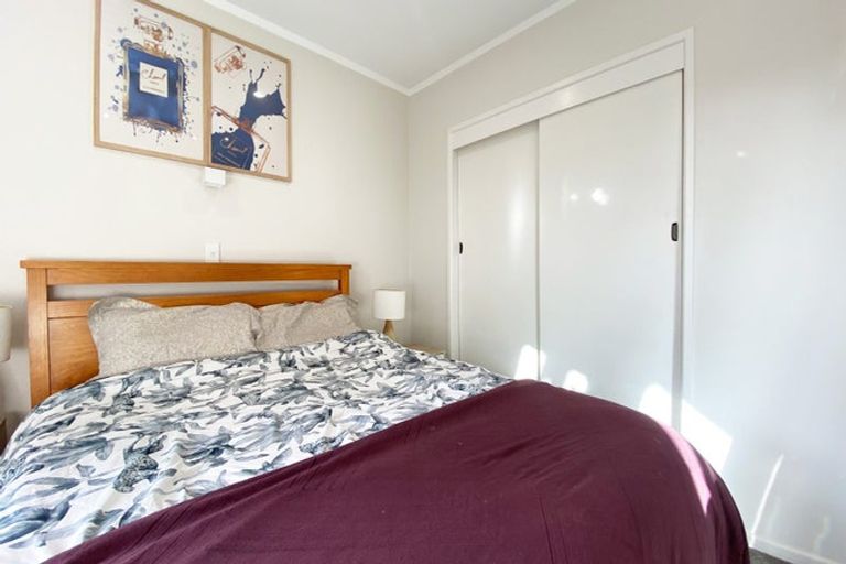 Photo of property in 2/57 Cardiff Road, Pakuranga, Auckland, 2010