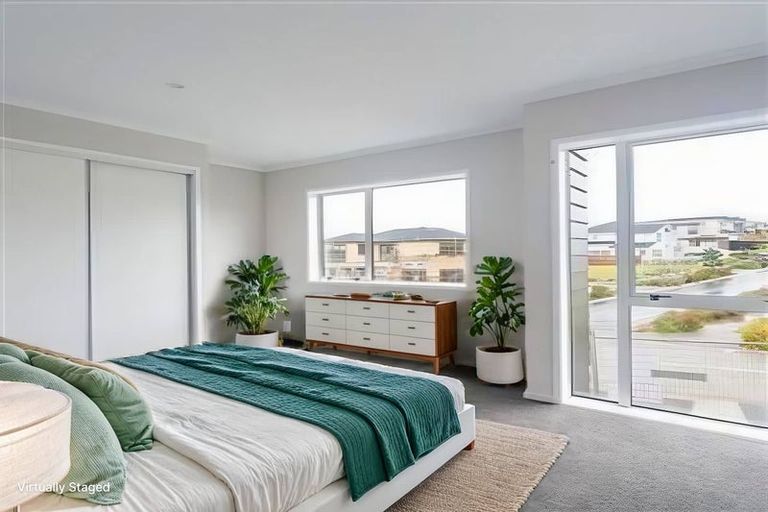 Photo of property in 2b Makura Road, Long Bay, Auckland, 0630