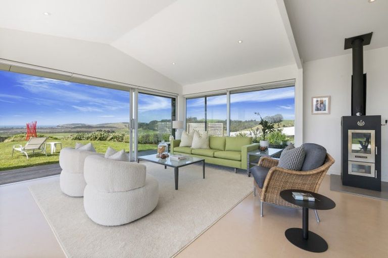 Photo of property in 273 Takatu Road, Tawharanui Peninsula, Warkworth, 0986