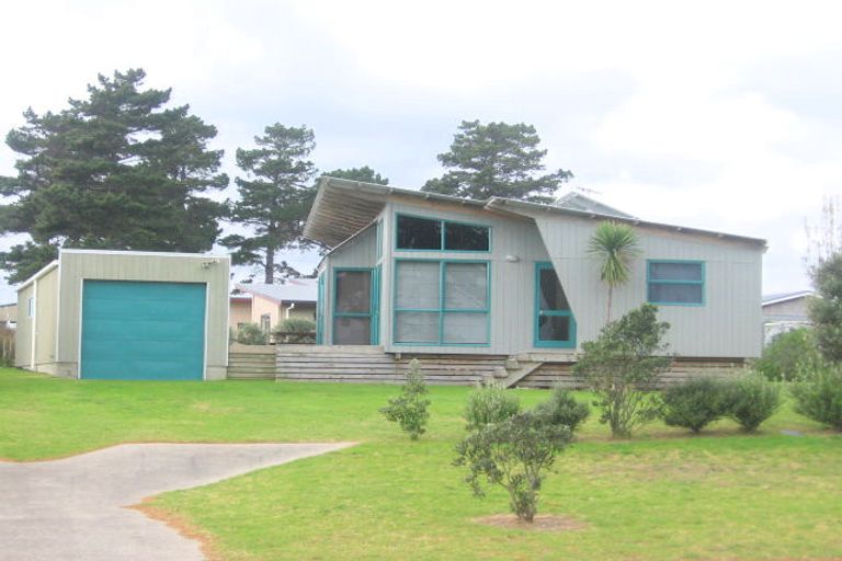 Photo of property in 546 Matarangi Drive, Matarangi, Whitianga, 3592