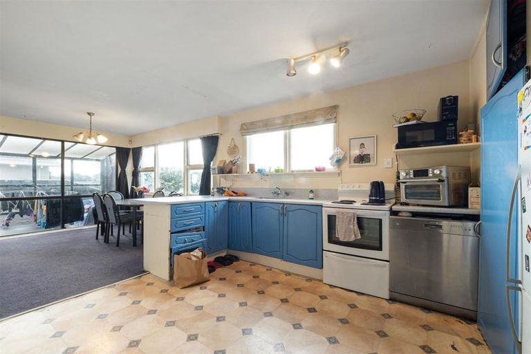 Photo of property in 29 Donnington Street, Parklands, Christchurch, 8083