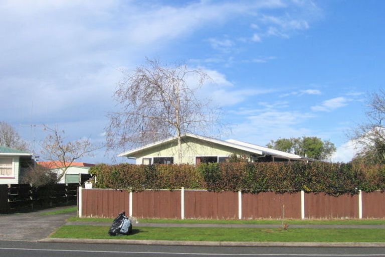 Photo of property in 93 Collins Road, Melville, Hamilton, 3206