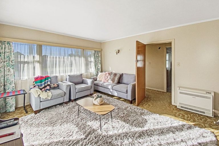 Photo of property in 10 Taraire Crescent, Otangarei, Whangarei, 0112