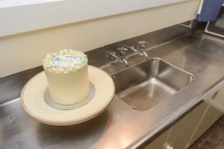 Photo of property in 37 Station Road, Marton, 4710