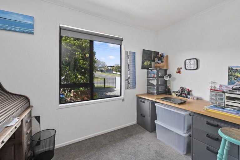 Photo of property in 9 Gillies Avenue, Taupo, 3330