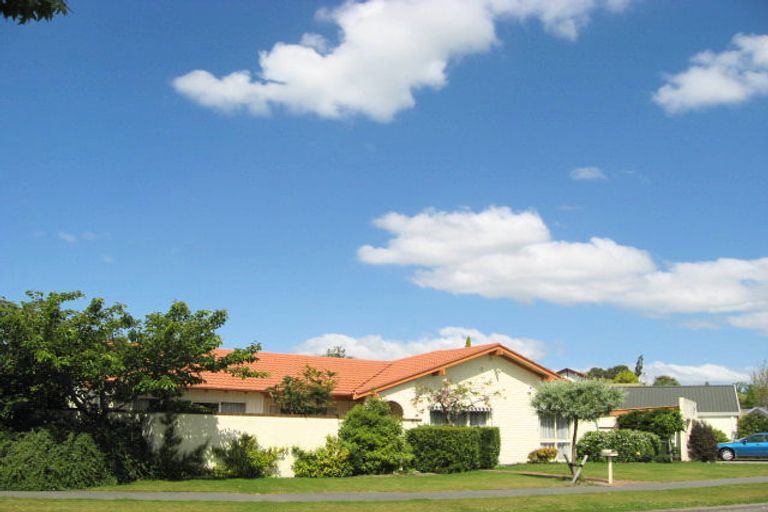 Photo of property in 7 Witbrock Crescent, Burnside, Christchurch, 8053