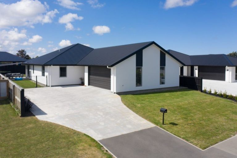 Photo of property in 21 Magnolia Drive, Netherby, Ashburton, 7700