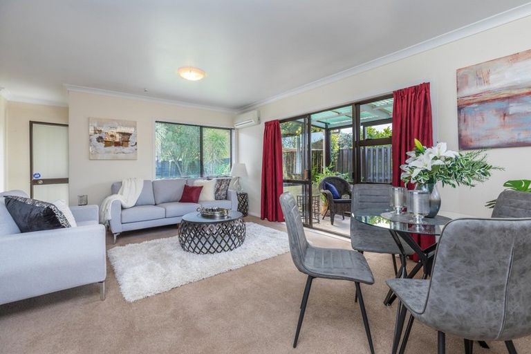 Photo of property in 7/39 Swanson Road, Henderson, Auckland, 0610