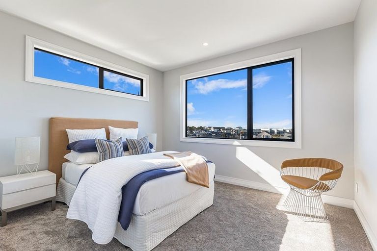 Photo of property in 20 Kikorangi Drive, Wainui, 0992