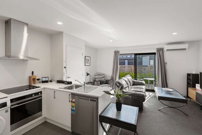 Photo of property in 8 League Lane, Phillipstown, Christchurch, 8011