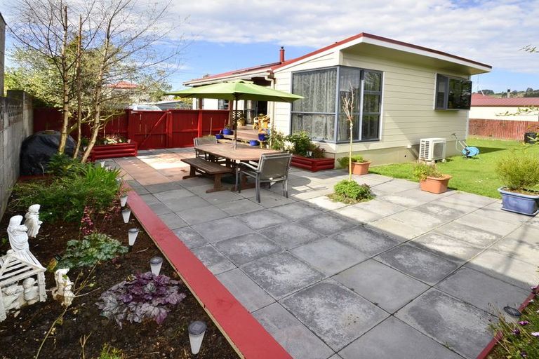 Photo of property in 2 Exeter Street, Abbotsford, Dunedin, 9018