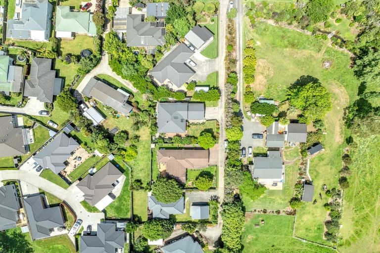 Photo of property in 104a Awaroa Road, Helensville, 0800